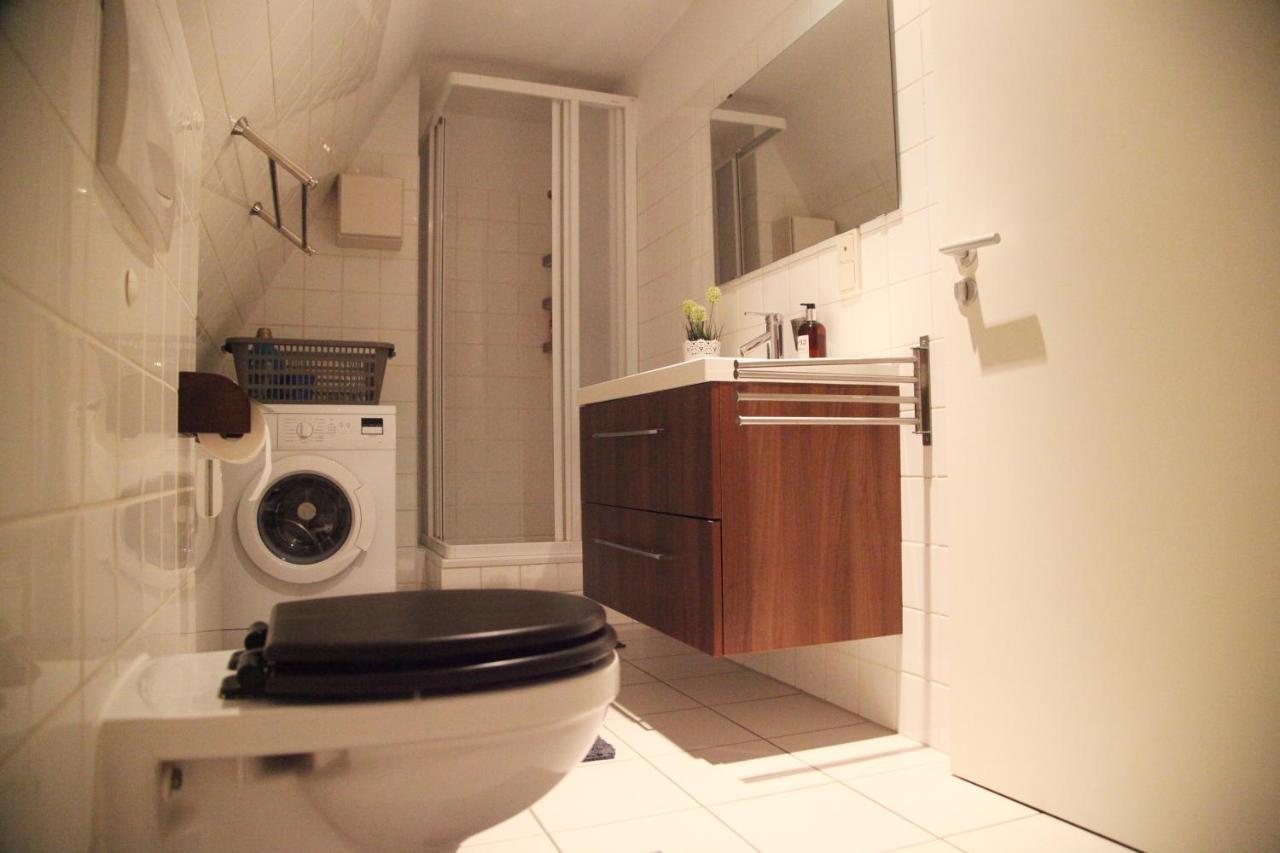 Wunderschoene Dachgeschoss - Maisonette Rostock Extérieur photo